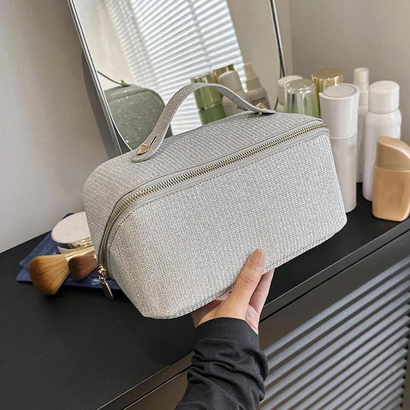 Compact Hanging Toiletry Bag