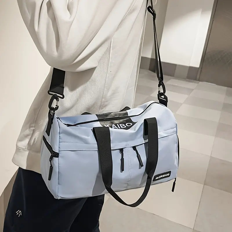 Versatile Weekender Duffle Bag with Shoe Compartment