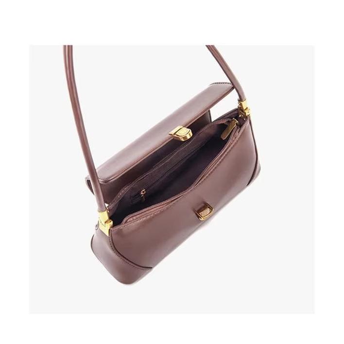 Scarlett | Vintage-Inspired Faux Leather Messenger Handbag