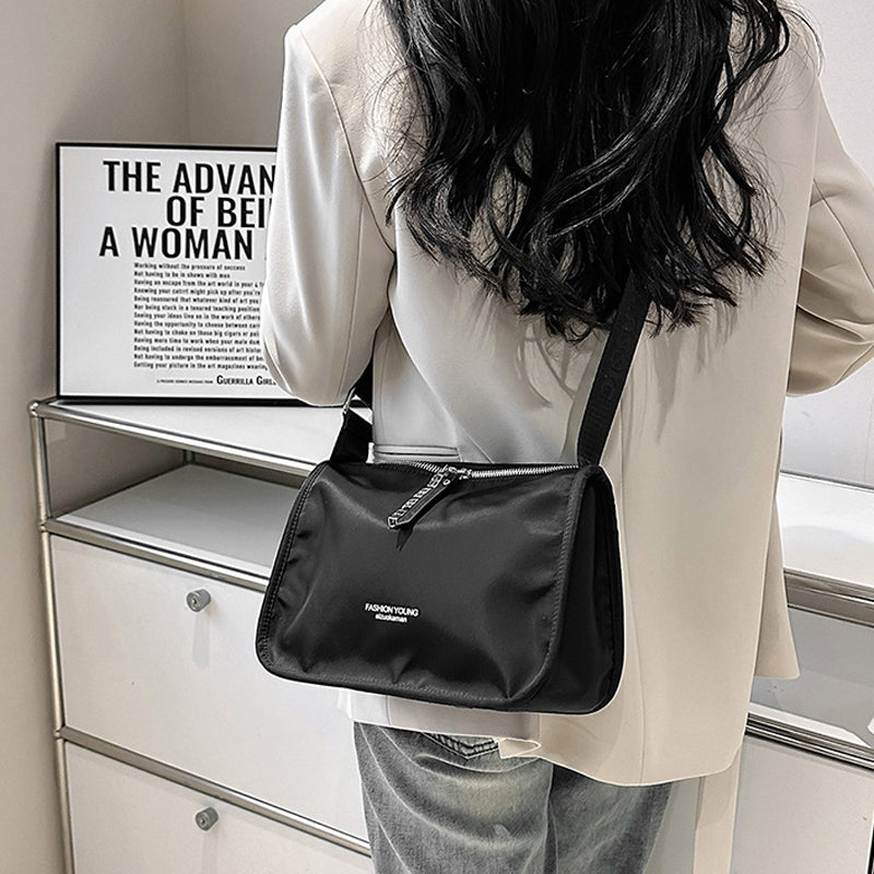 Evelyn | Versatile Nylon Crossbody Bag