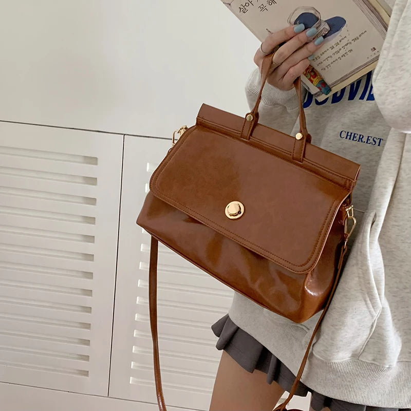 Ann | Women's Chic Vintage Faux Leather Crossbody Messenger Handbag