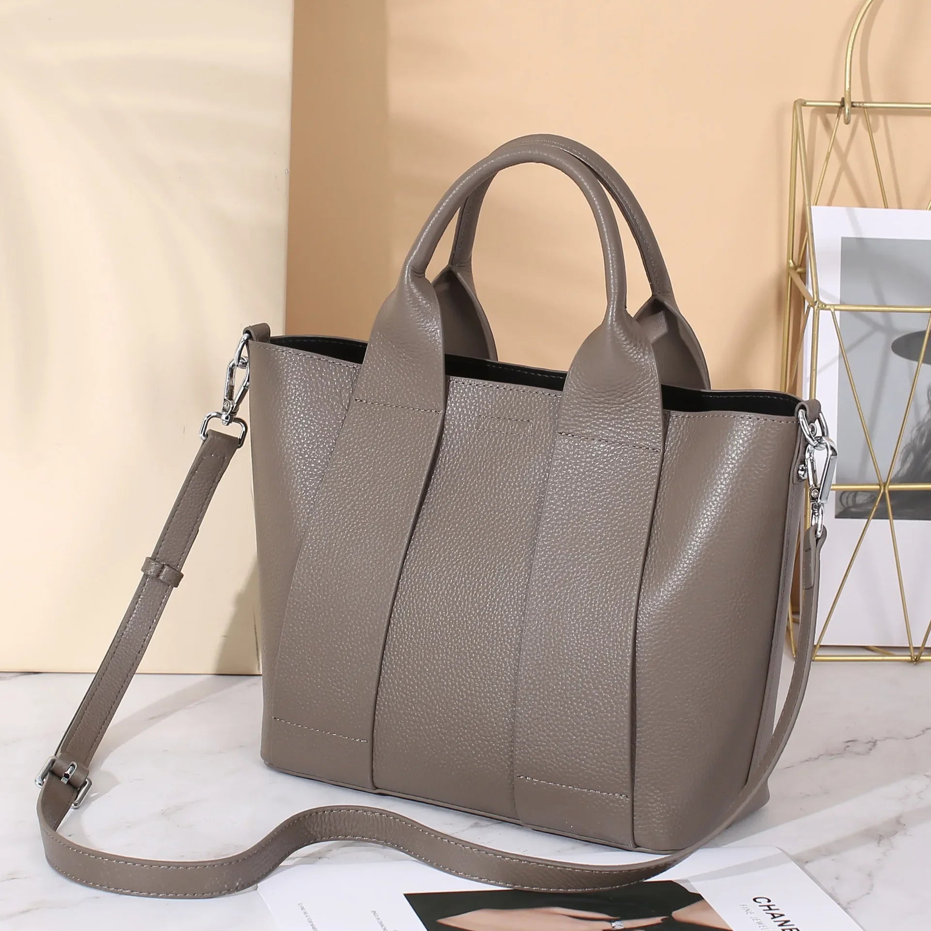 Elena | Minimalist Leather Crossbody Sling Handbag