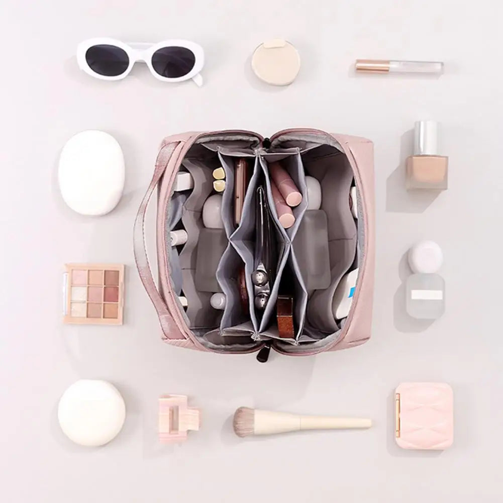 Caroline | Chic Organiser Large Capacity Waterproof Cosmetic Toiletry Bag