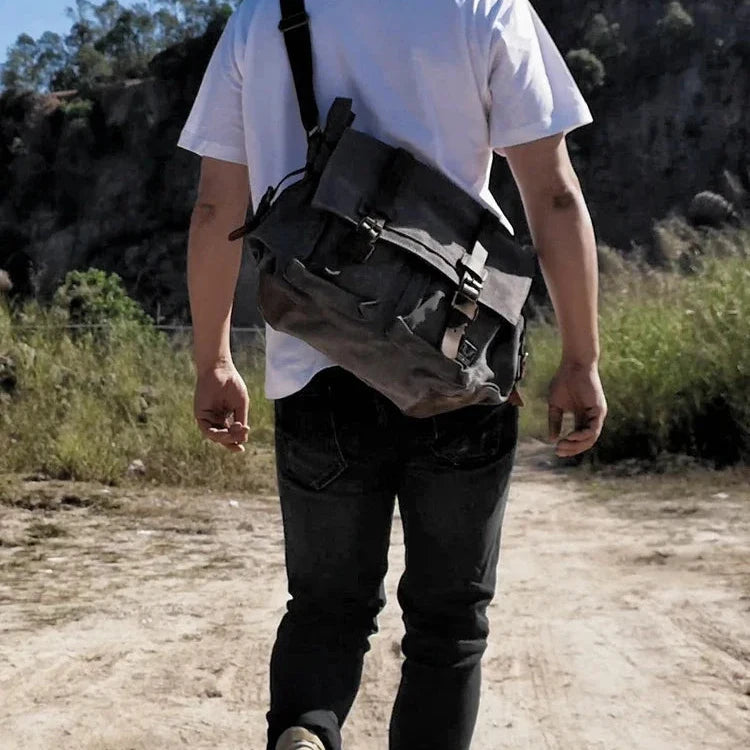 Logan | Rugged Canvas Men's Crossbody Messenger Bag