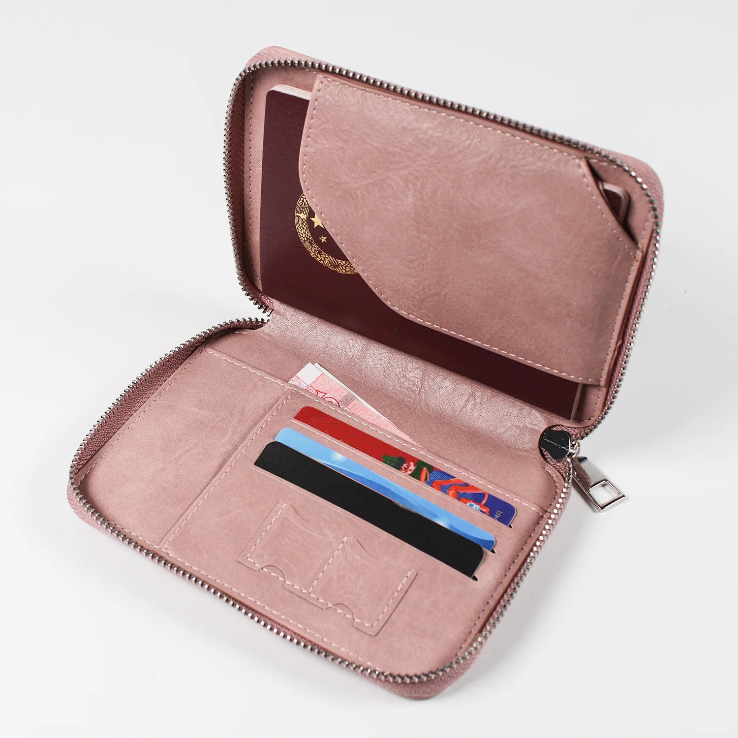 Evelyn | RFID Blocking Passport Holder Travel Wallet