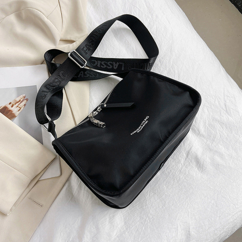 Evelyn | Versatile Nylon Crossbody Bag